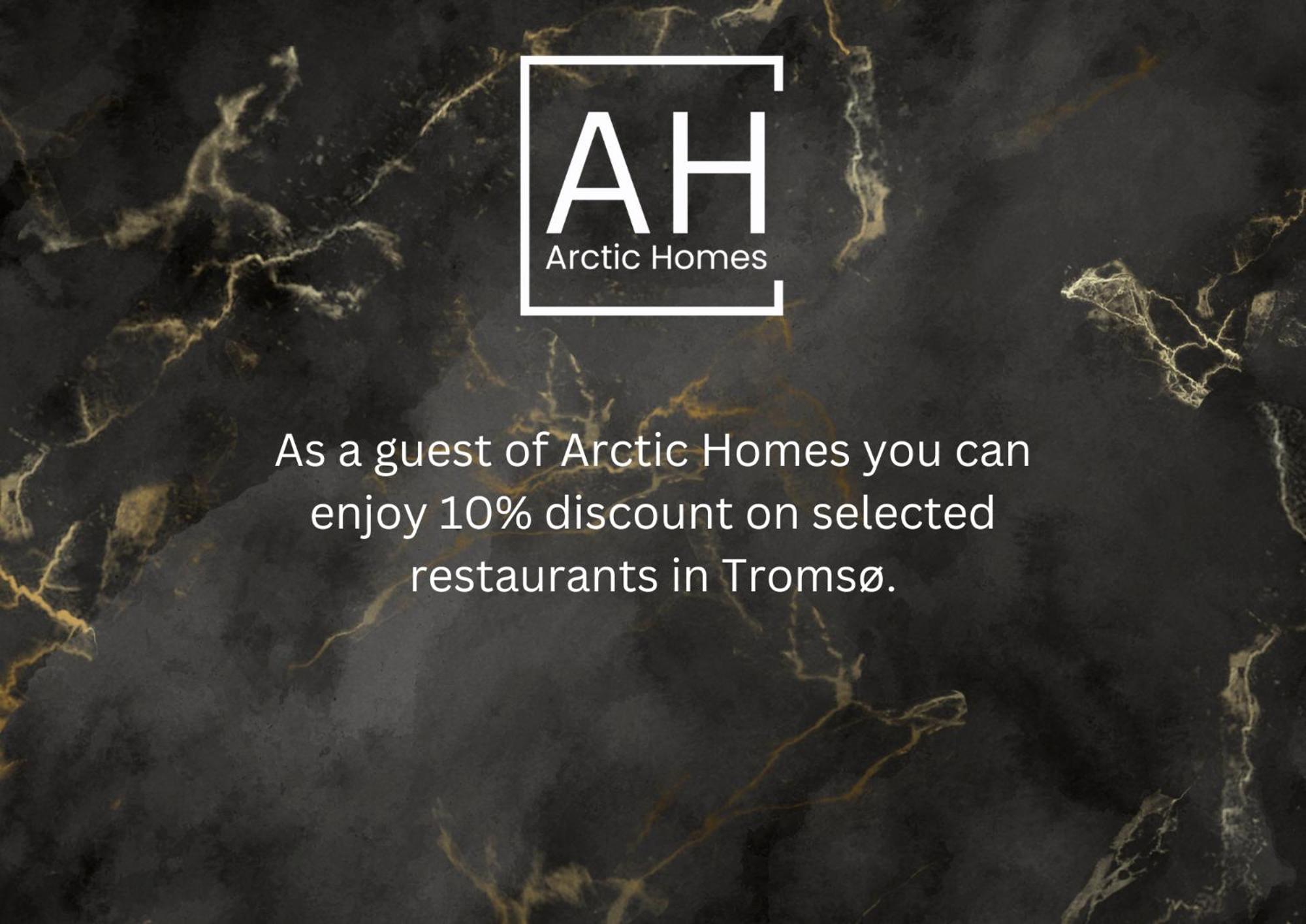 Arctic Homes - Red Polar House ทรอมโซ ภายนอก รูปภาพ